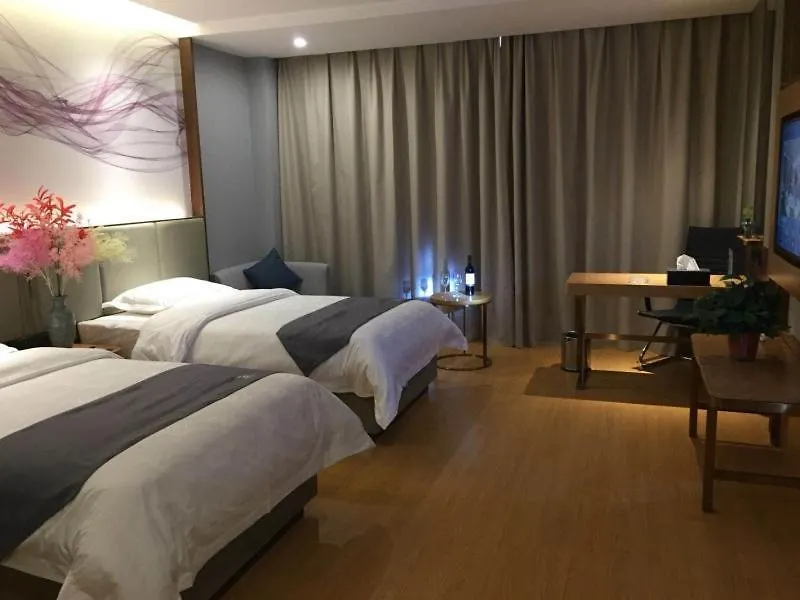 Greentree Eastern Xiangyang Zhongyuan West Road Hotel Pujang Kína