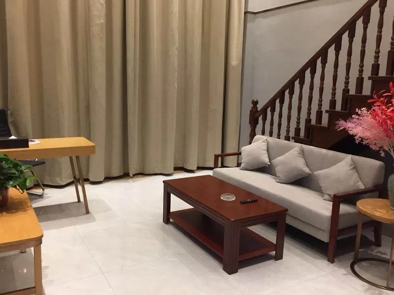 Greentree Eastern Xiangyang Zhongyuan West Road Hotel Pujang 4*,  Kína