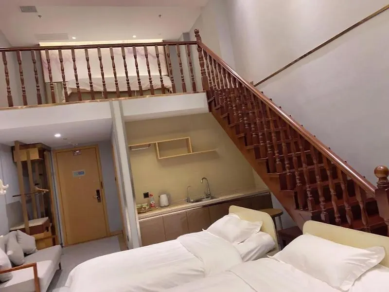Greentree Eastern Xiangyang Zhongyuan West Road Hotel Pujang